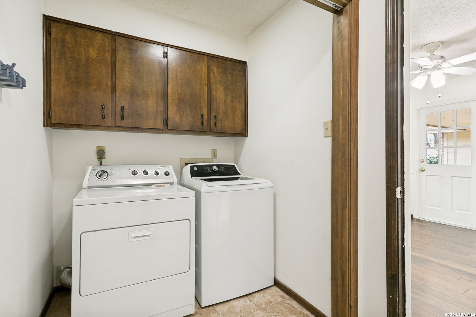 2127 Oak Wild Street San Antonio TX 78232