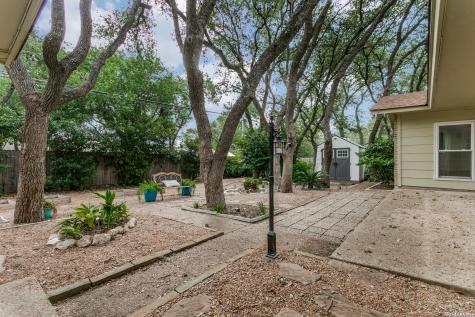 2127 Oak Wild Street San Antonio TX 78232