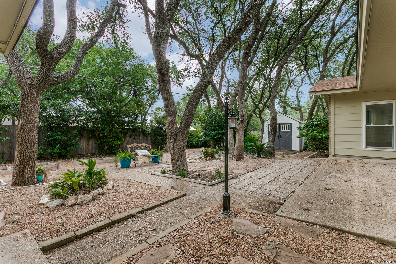 2127 Oak Wild Street San Antonio TX 78232