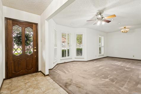 2127 Oak Wild Street San Antonio TX 78232