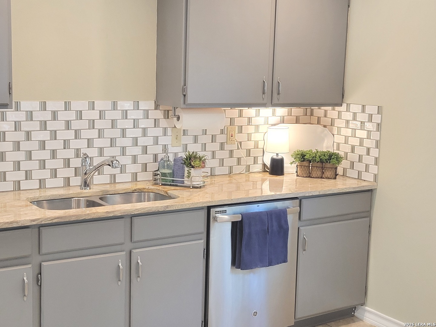 4607 Camas San Antonio TX 78247