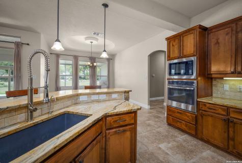 1208 Decanter Drive New Braunfels TX 78132