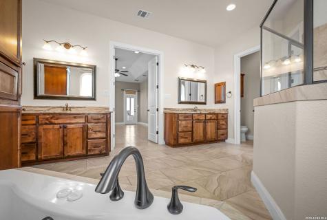 1208 Decanter Drive New Braunfels TX 78132
