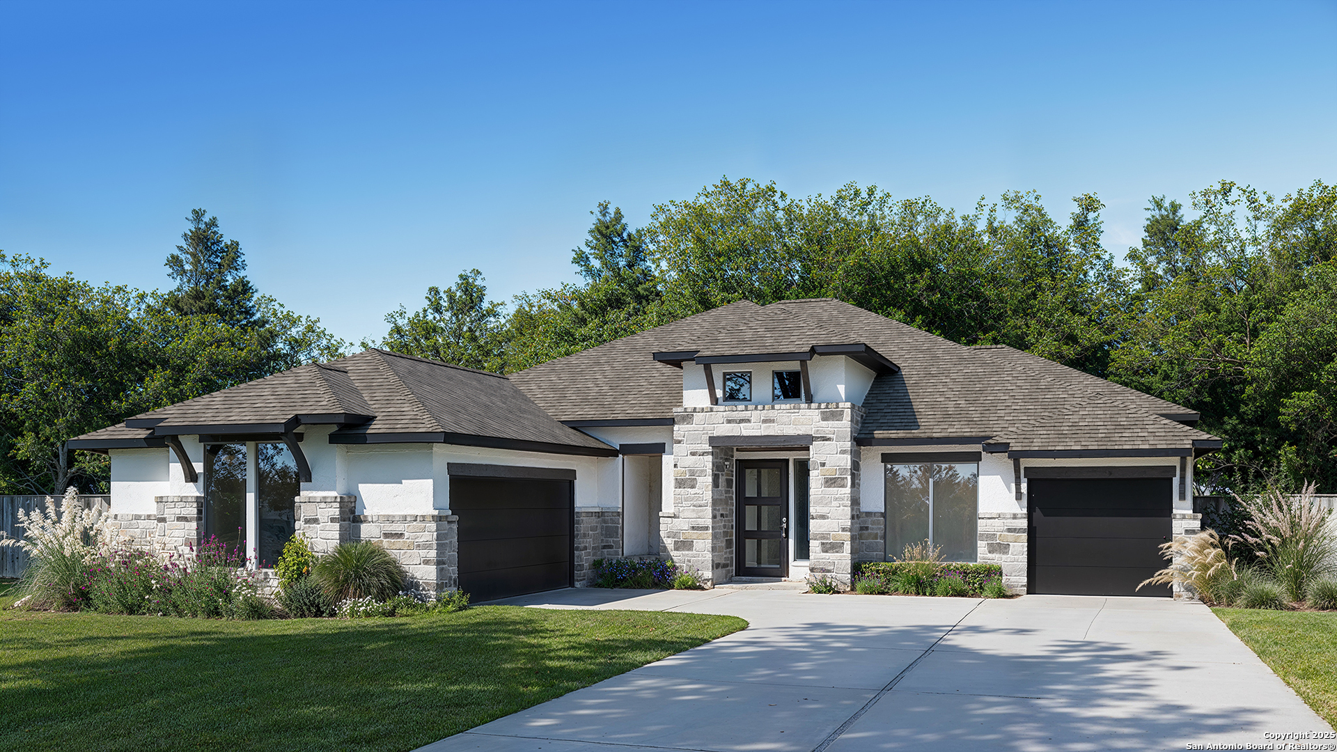 216 Christian Street Castroville TX 78009
