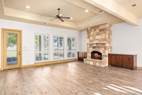 2885 Rock Barn Drive E Kerrville TX 78028
