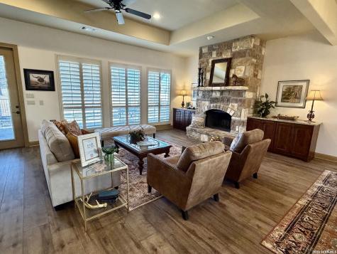 2885 Rock Barn Drive E Kerrville TX 78028