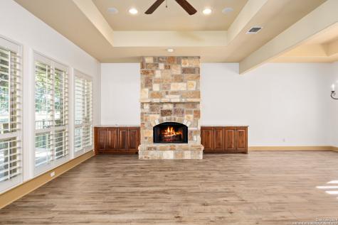 2885 Rock Barn Drive E Kerrville TX 78028