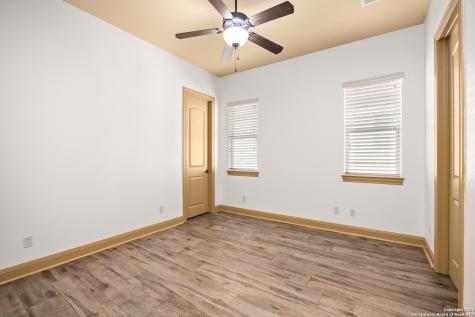 2885 Rock Barn Drive E Kerrville TX 78028