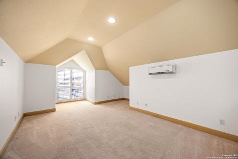 2885 Rock Barn Drive E Kerrville TX 78028
