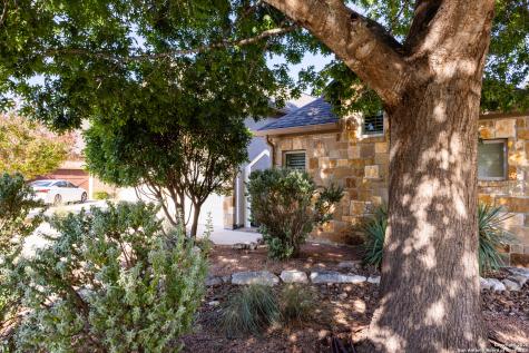 2885 Rock Barn Drive E Kerrville TX 78028