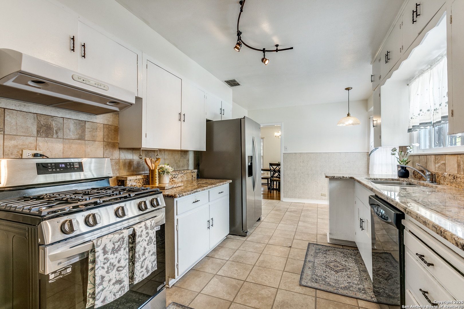 2301 W Mulberry Avenue San Antonio TX 78201