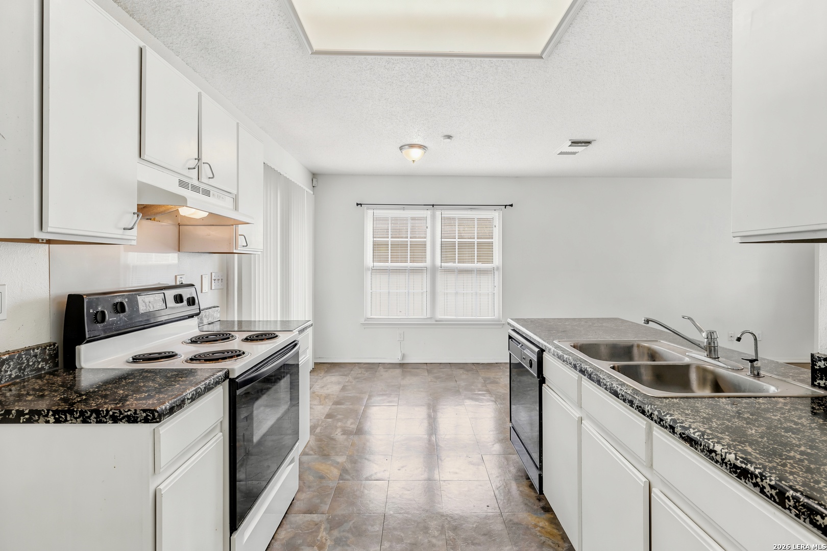 10115 Paddlefish Creek San Antonio TX 78245
