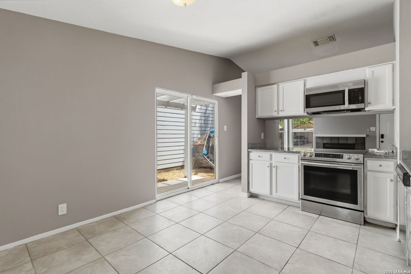 2823 Cherry Field Drive San Antonio TX 78245
