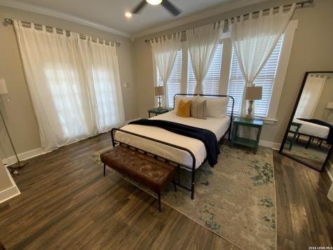 231 E Carolina Street San Antonio TX 78210