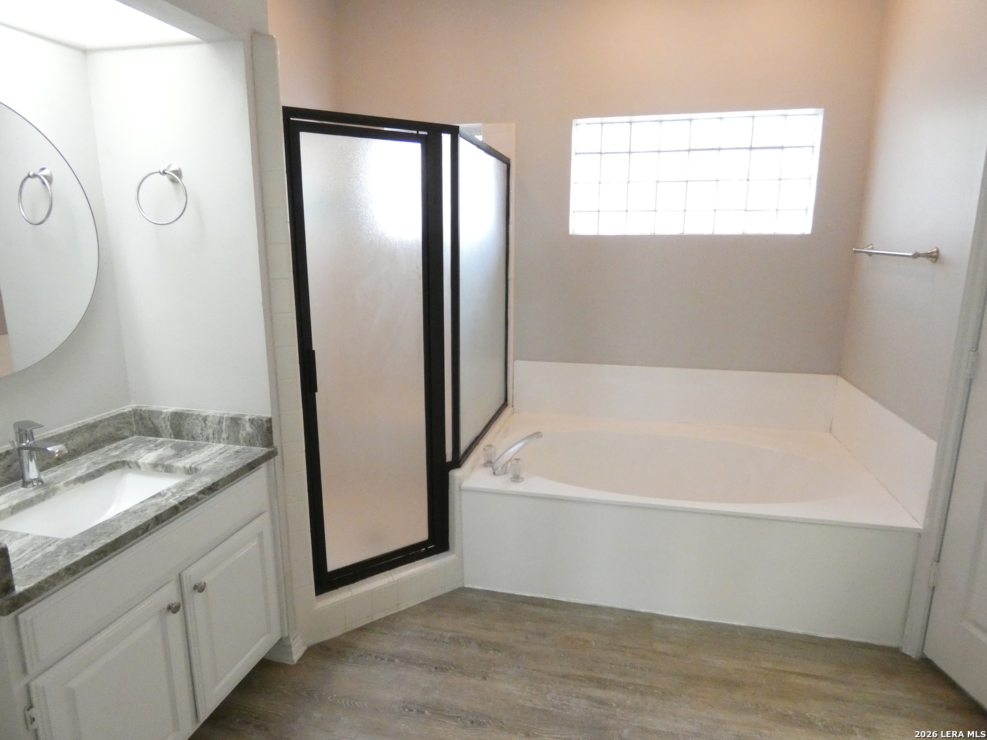 8823 Shady Valley San Antonio TX 78254