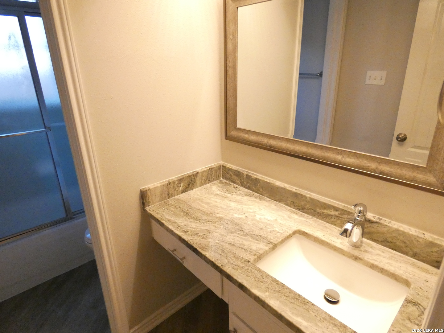 8823 Shady Valley San Antonio TX 78254