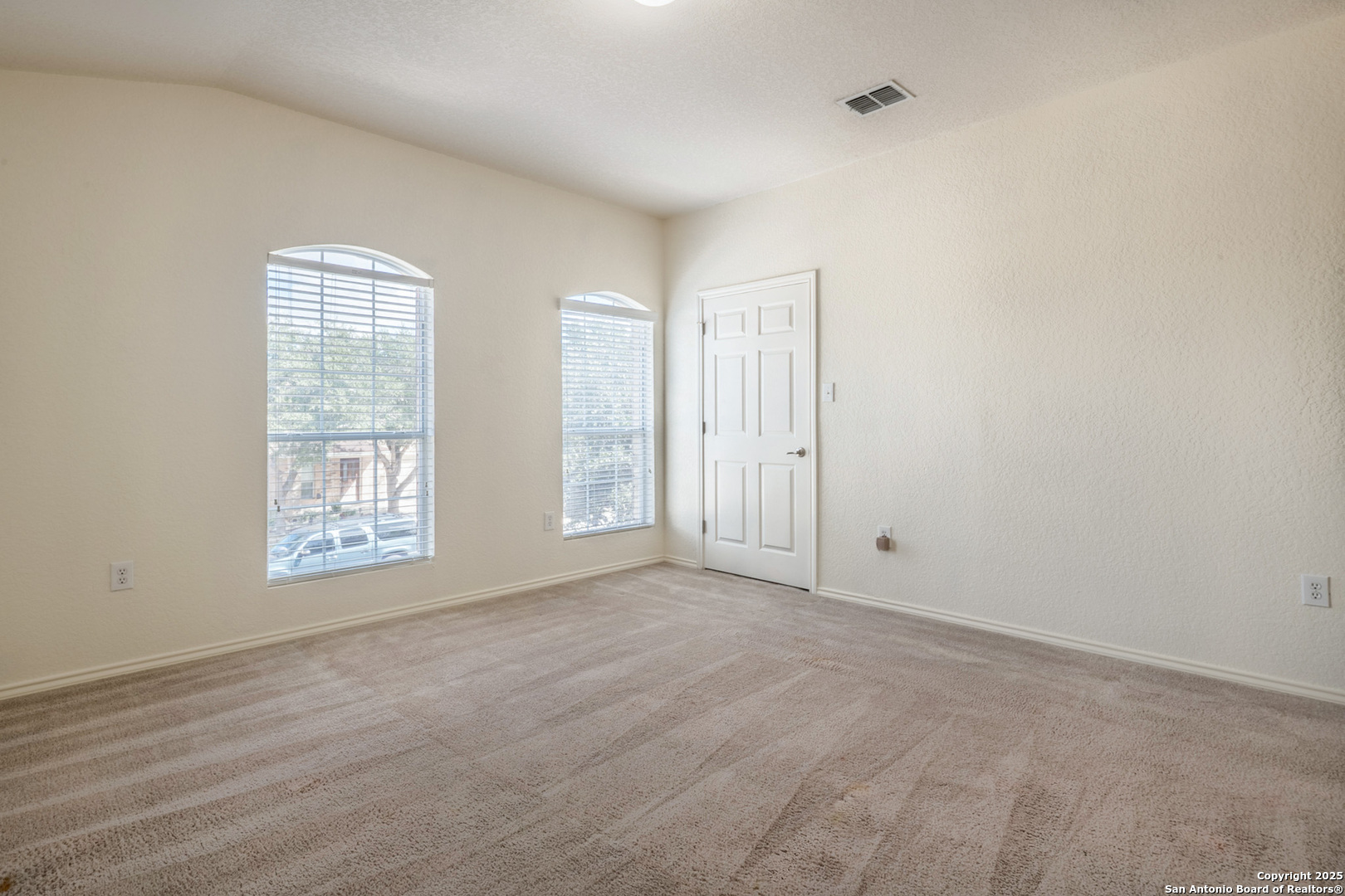 634 Kate Schenck San Antonio TX 78223