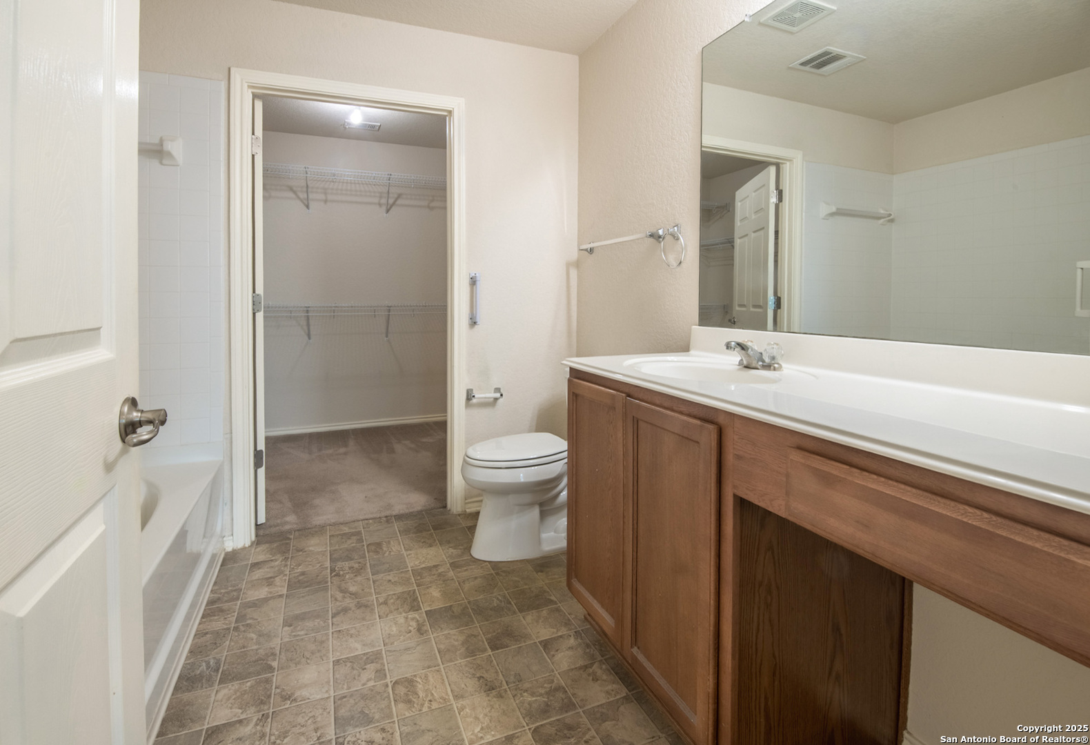 634 Kate Schenck San Antonio TX 78223