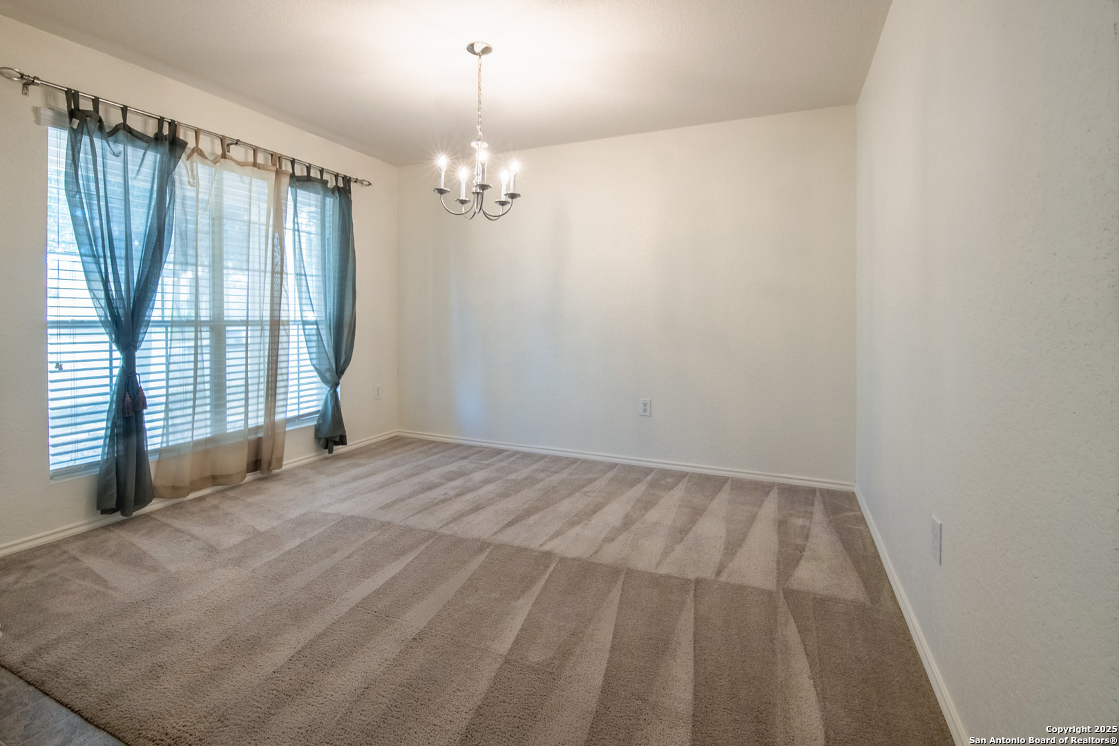 634 Kate Schenck San Antonio TX 78223