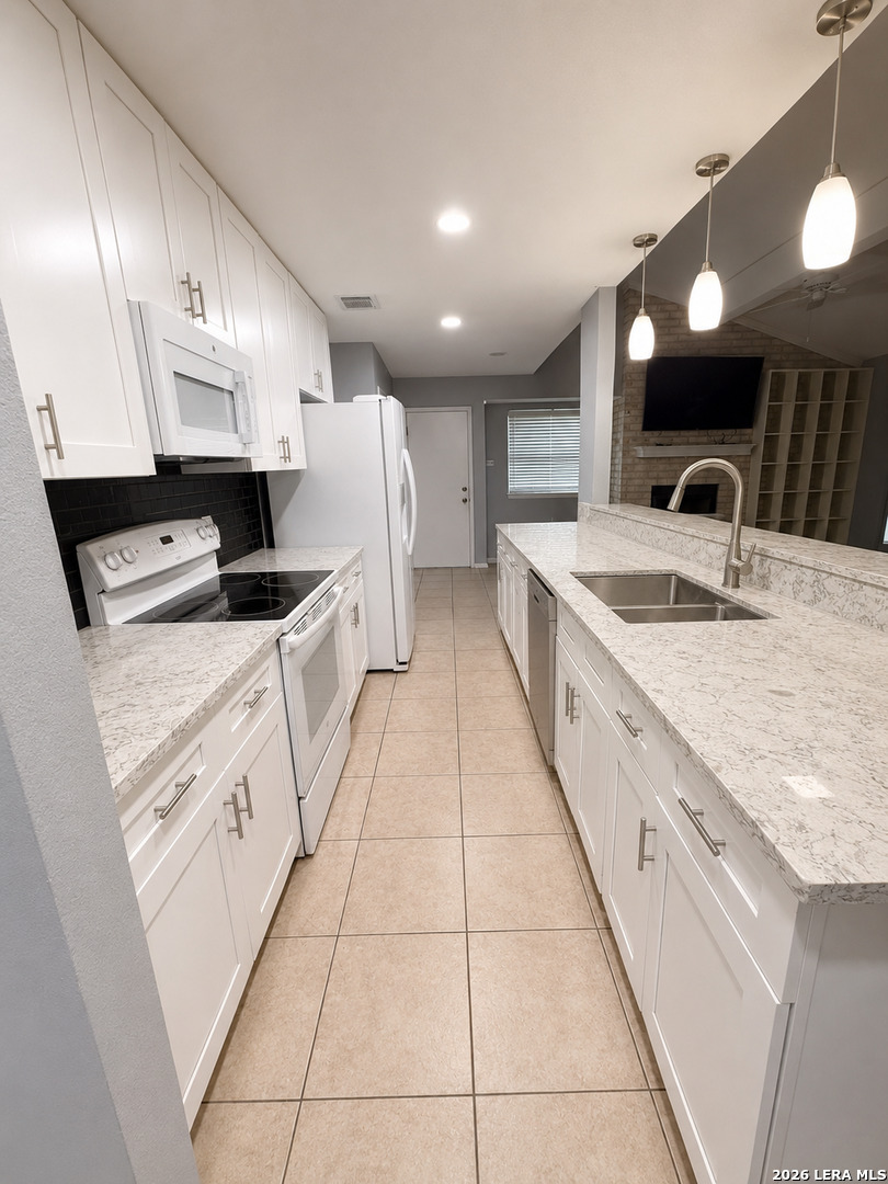 5126 Timberhurst San Antonio TX 78250