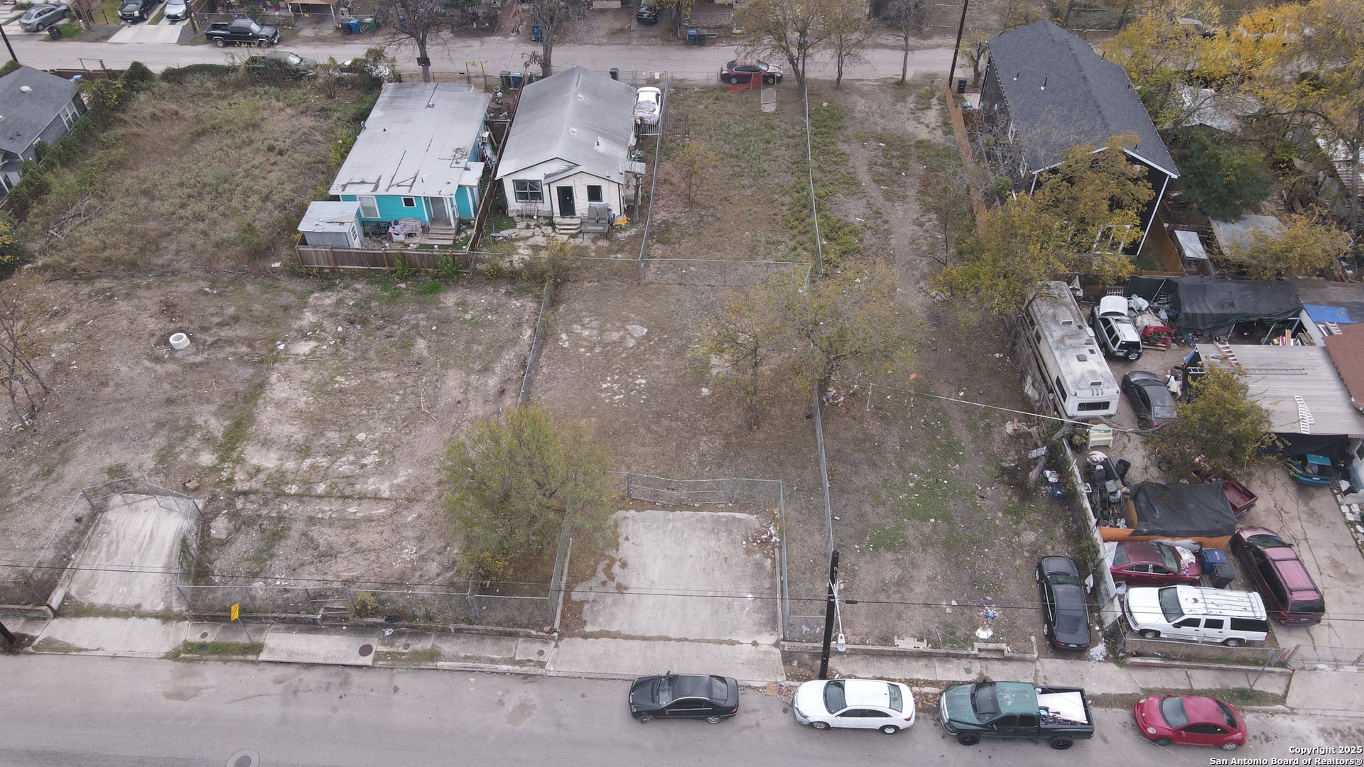 2208 W Poplar #2 San Antonio TX 78207