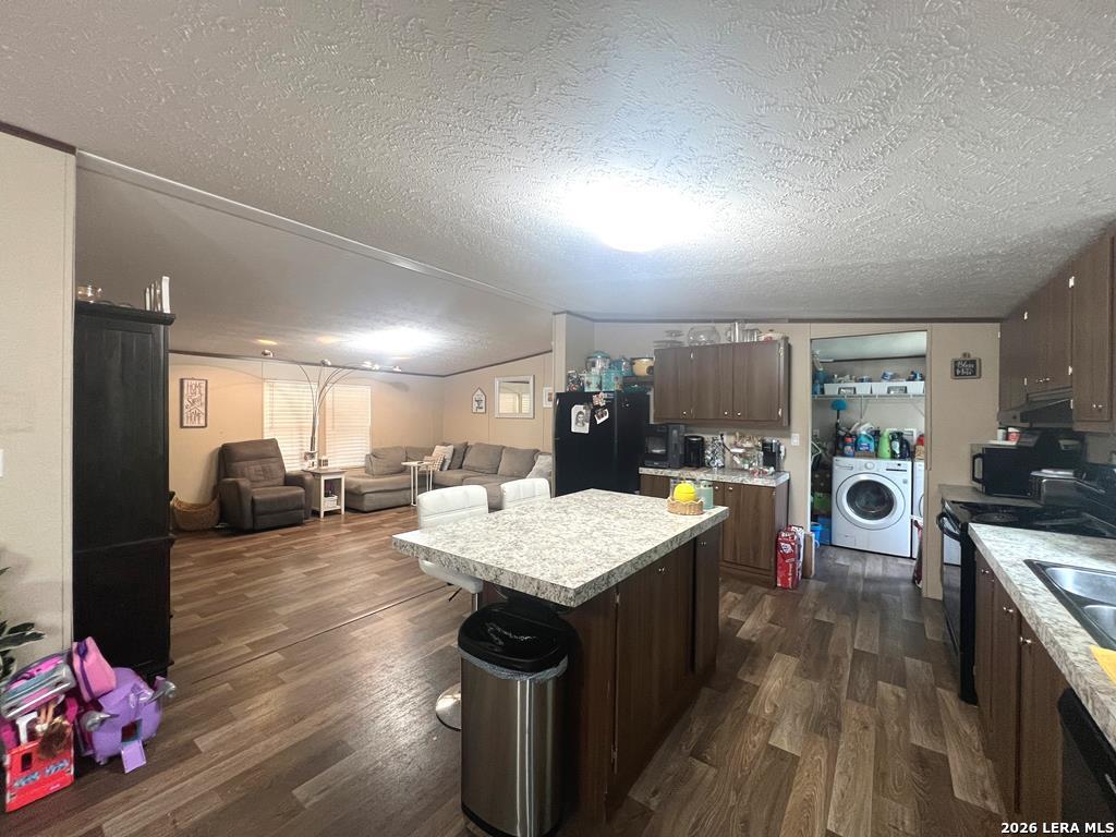 138 N Third Street Harper TX 78631