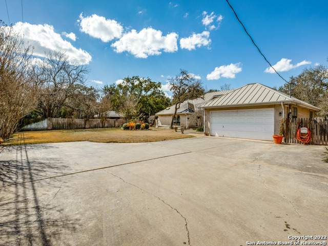 98 Longbow Road Shavano Park TX 78231