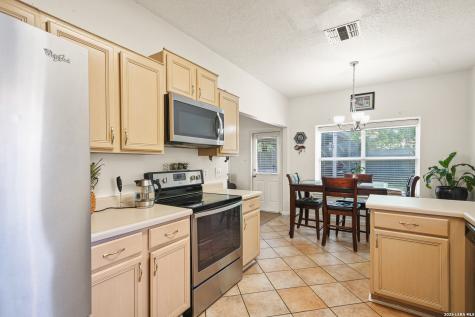 9259 Ridge Breeze San Antonio TX 78250