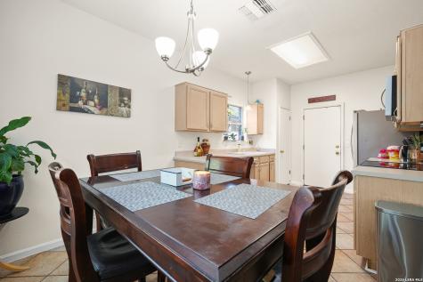 9259 Ridge Breeze San Antonio TX 78250