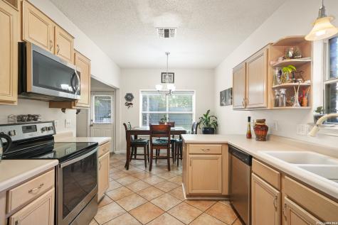 9259 Ridge Breeze San Antonio TX 78250