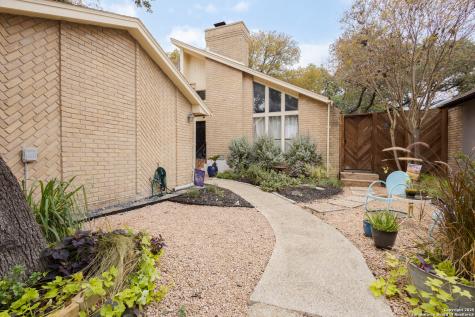 3483 Wellsprings Drive San Antonio TX 78230