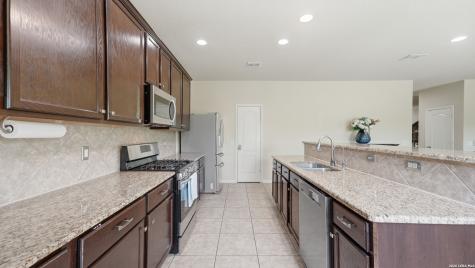 644 Peacock Lane New Braunfels TX 78130