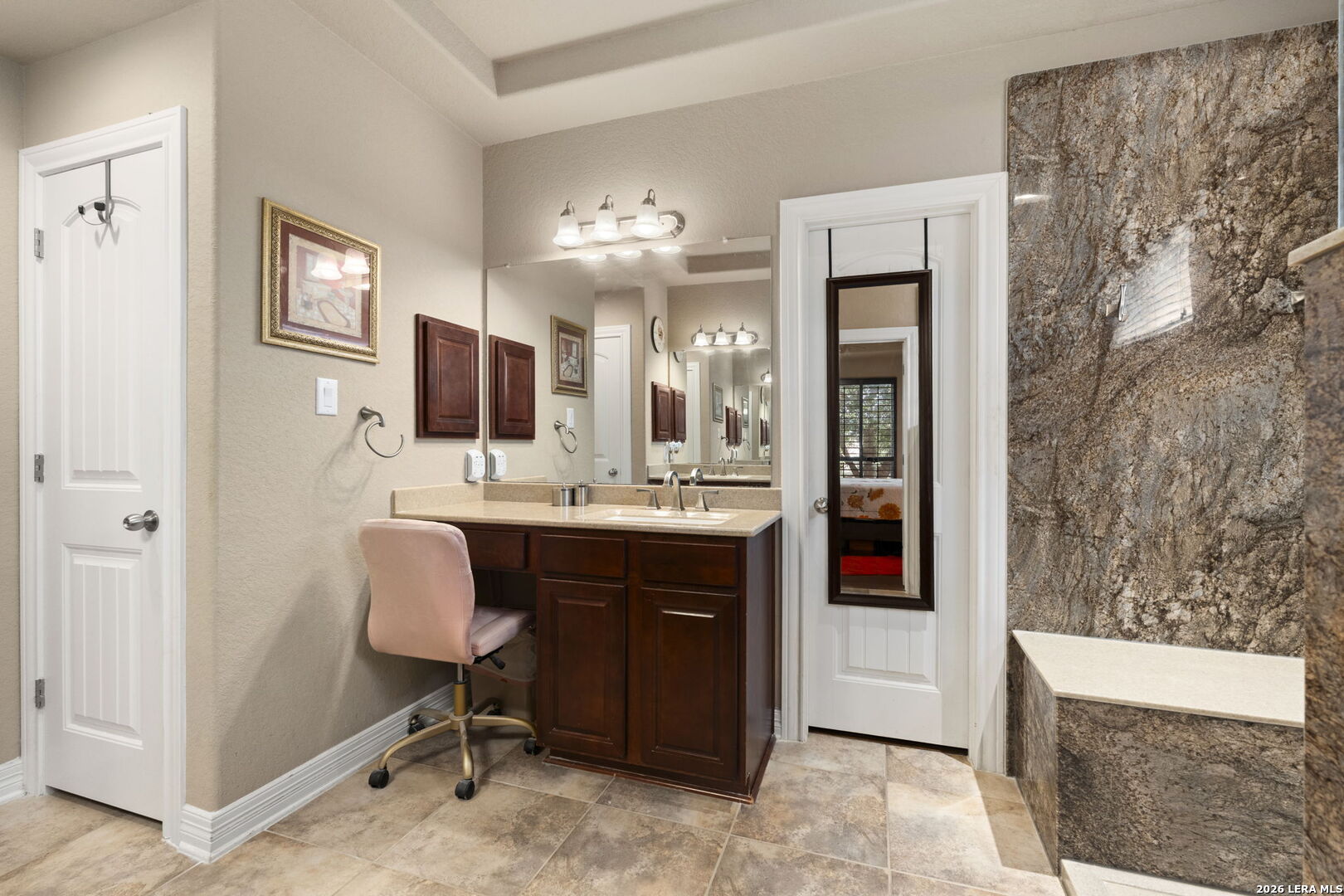 10612 Foxen Way Helotes TX 78023