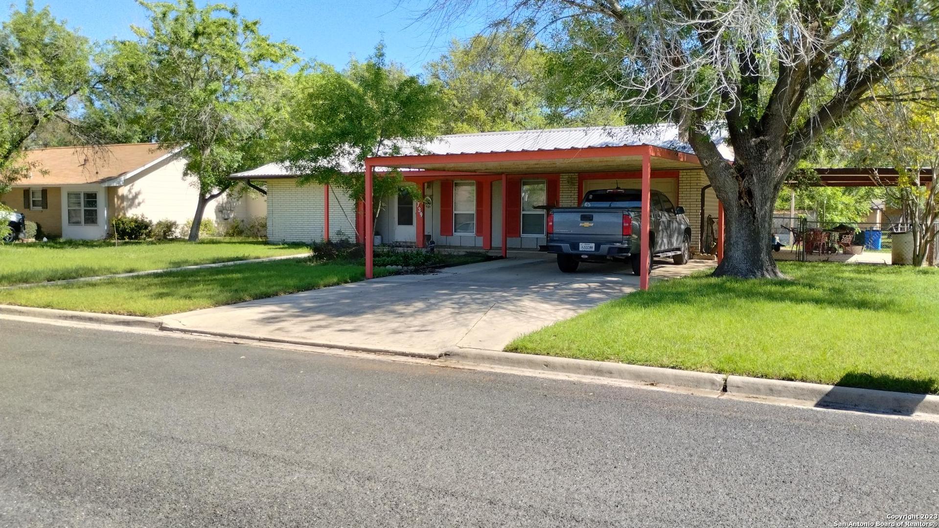 1739 Lullwood Lane Seguin TX 78155