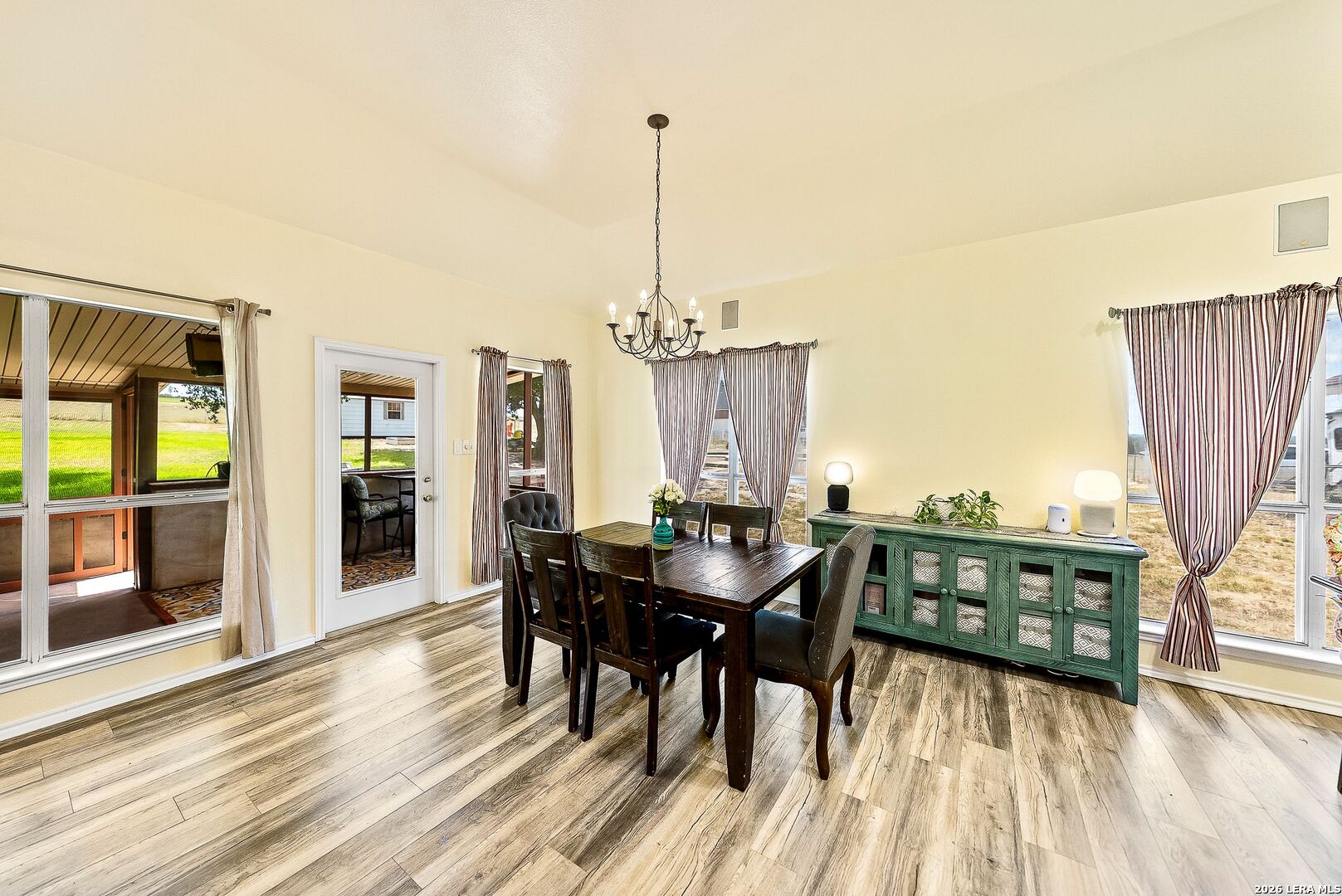 516 Lake Valley Drive La Vernia TX 78121