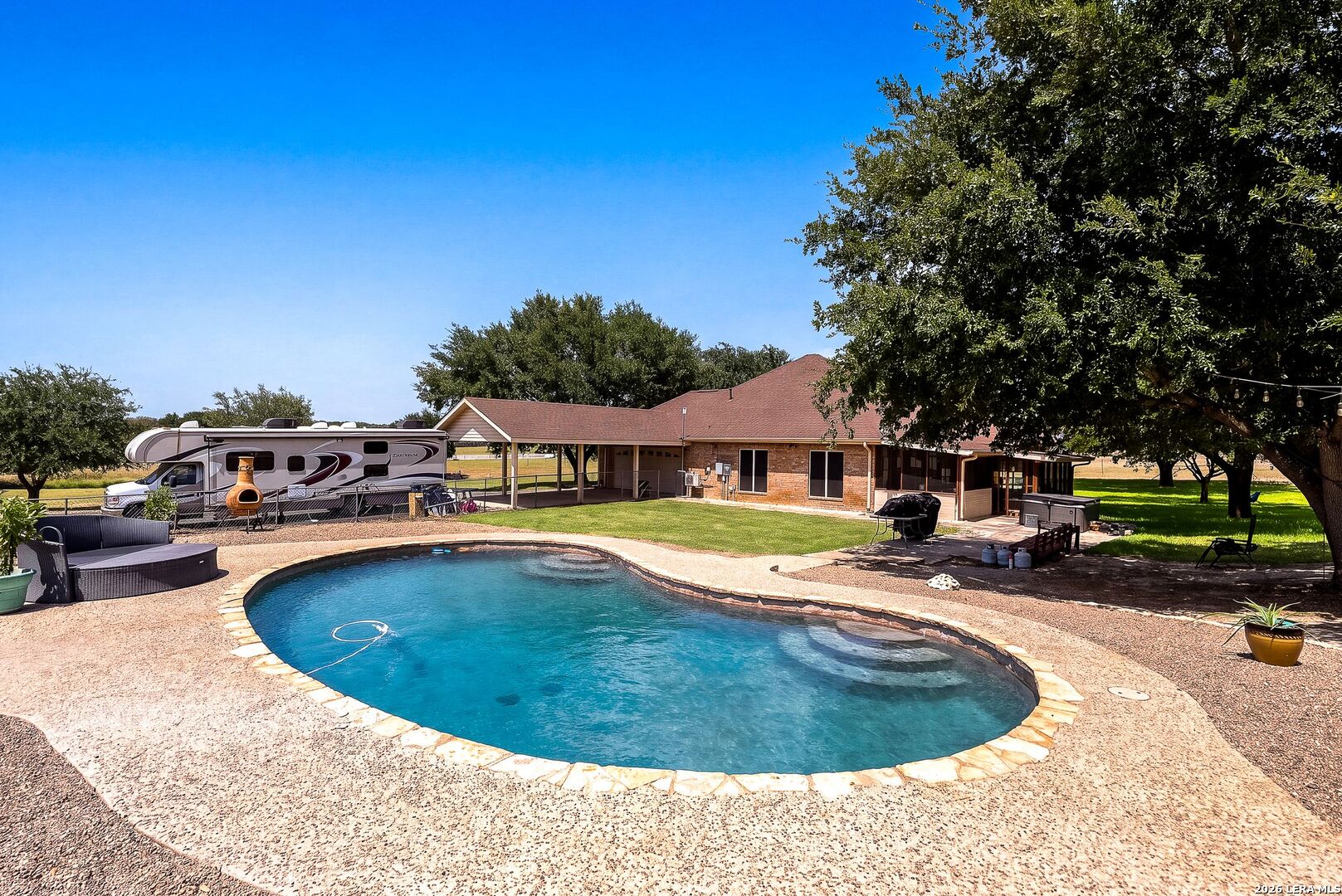 516 Lake Valley Drive La Vernia TX 78121