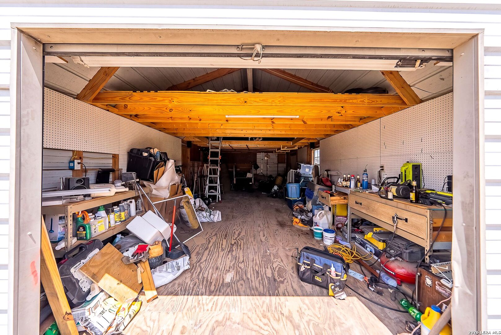 516 Lake Valley Drive La Vernia TX 78121