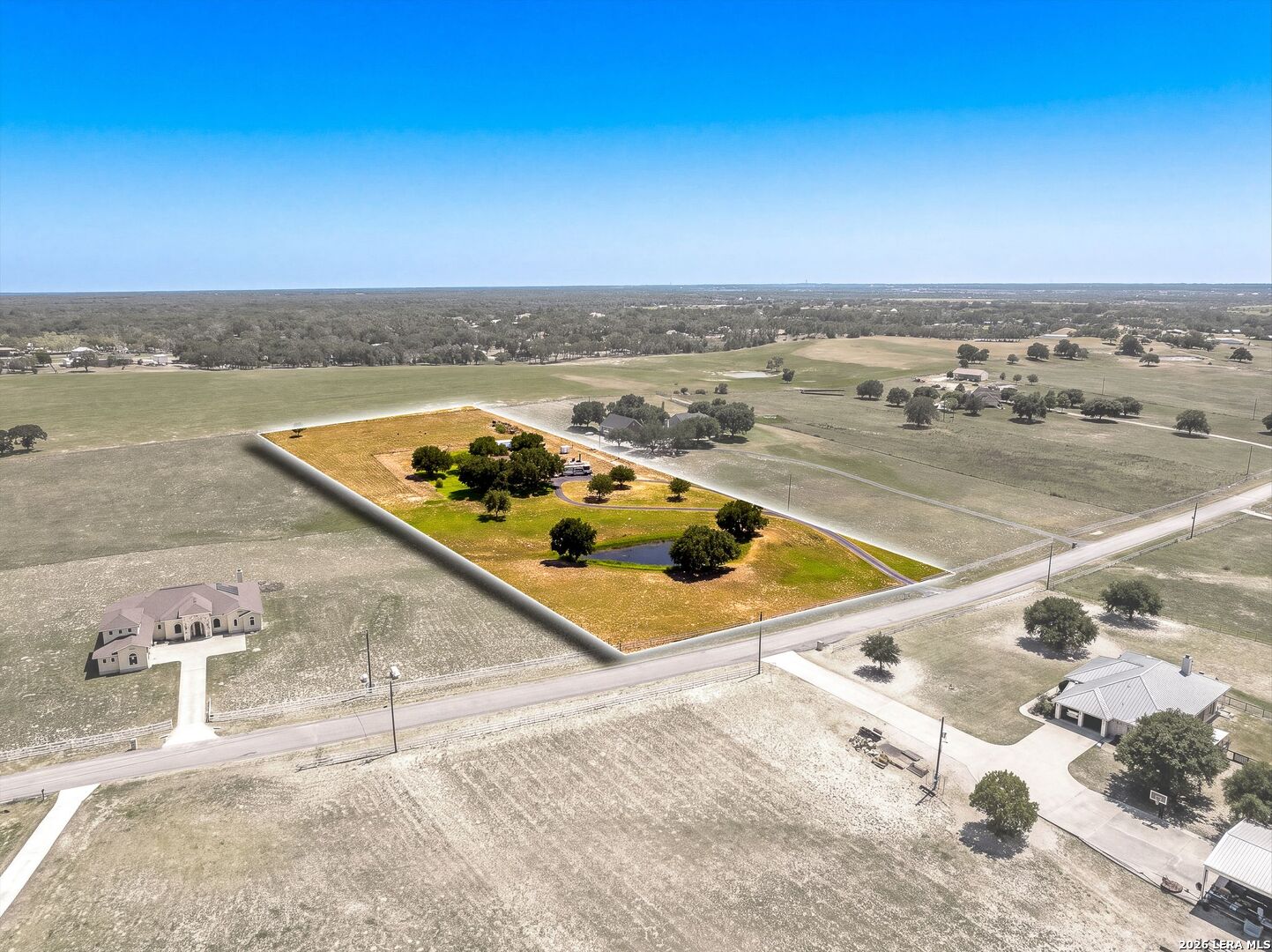 516 Lake Valley Drive La Vernia TX 78121