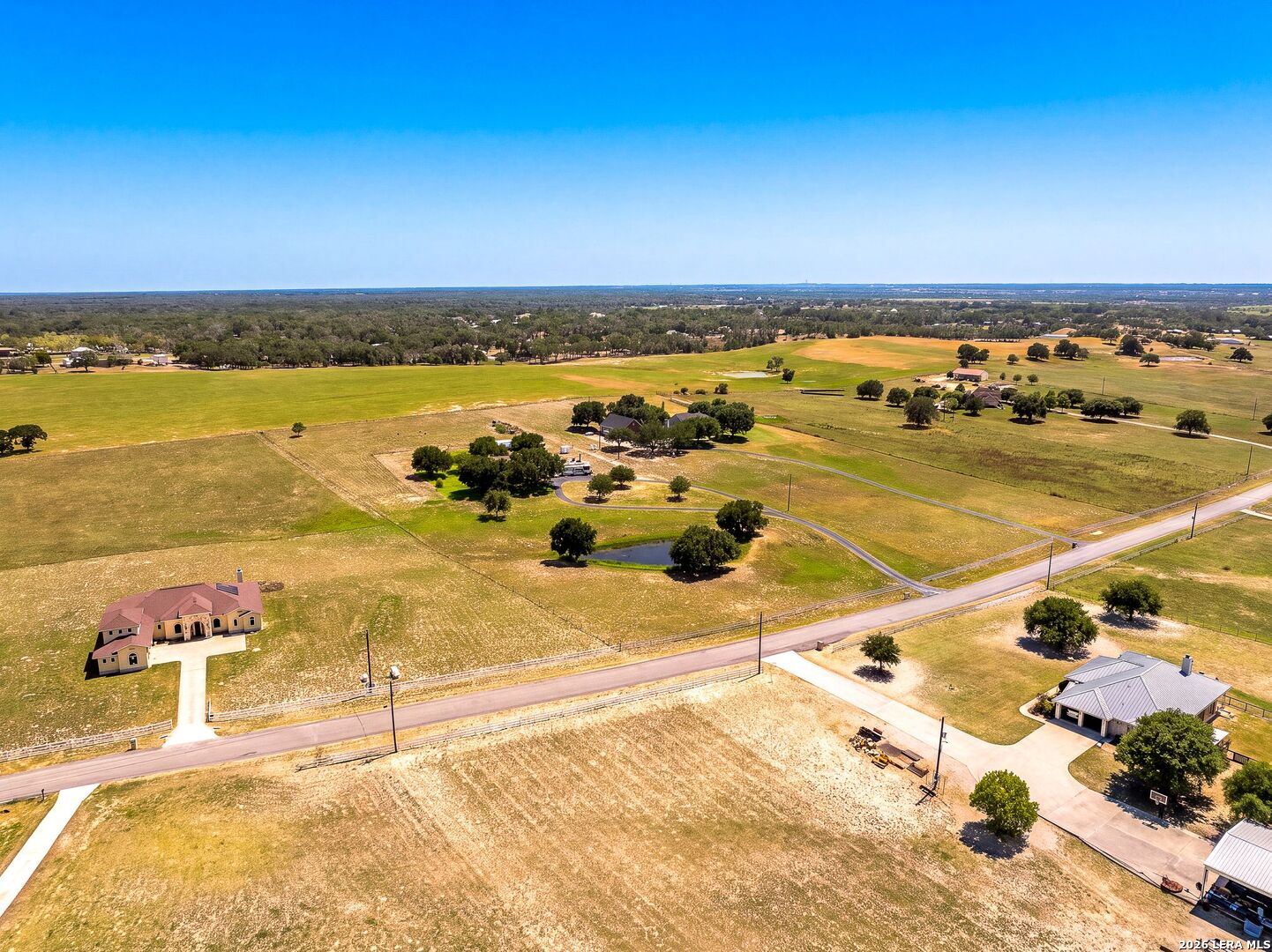 516 Lake Valley Drive La Vernia TX 78121