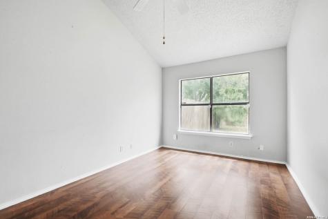 6322 Village Arbor San Antonio TX 78250