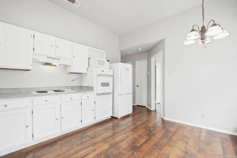 6322 Village Arbor San Antonio TX 78250