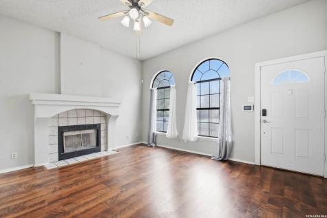 6322 Village Arbor San Antonio TX 78250