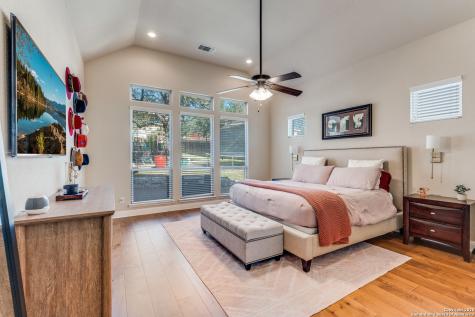 24011 Seven Winds San Antonio TX 78258