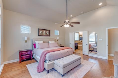 24011 Seven Winds San Antonio TX 78258