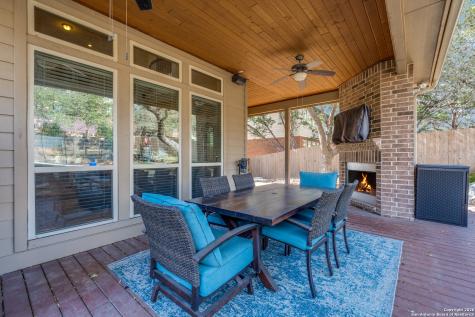 24011 Seven Winds San Antonio TX 78258