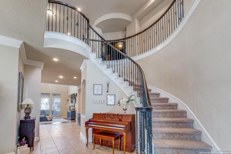 24011 Seven Winds San Antonio TX 78258