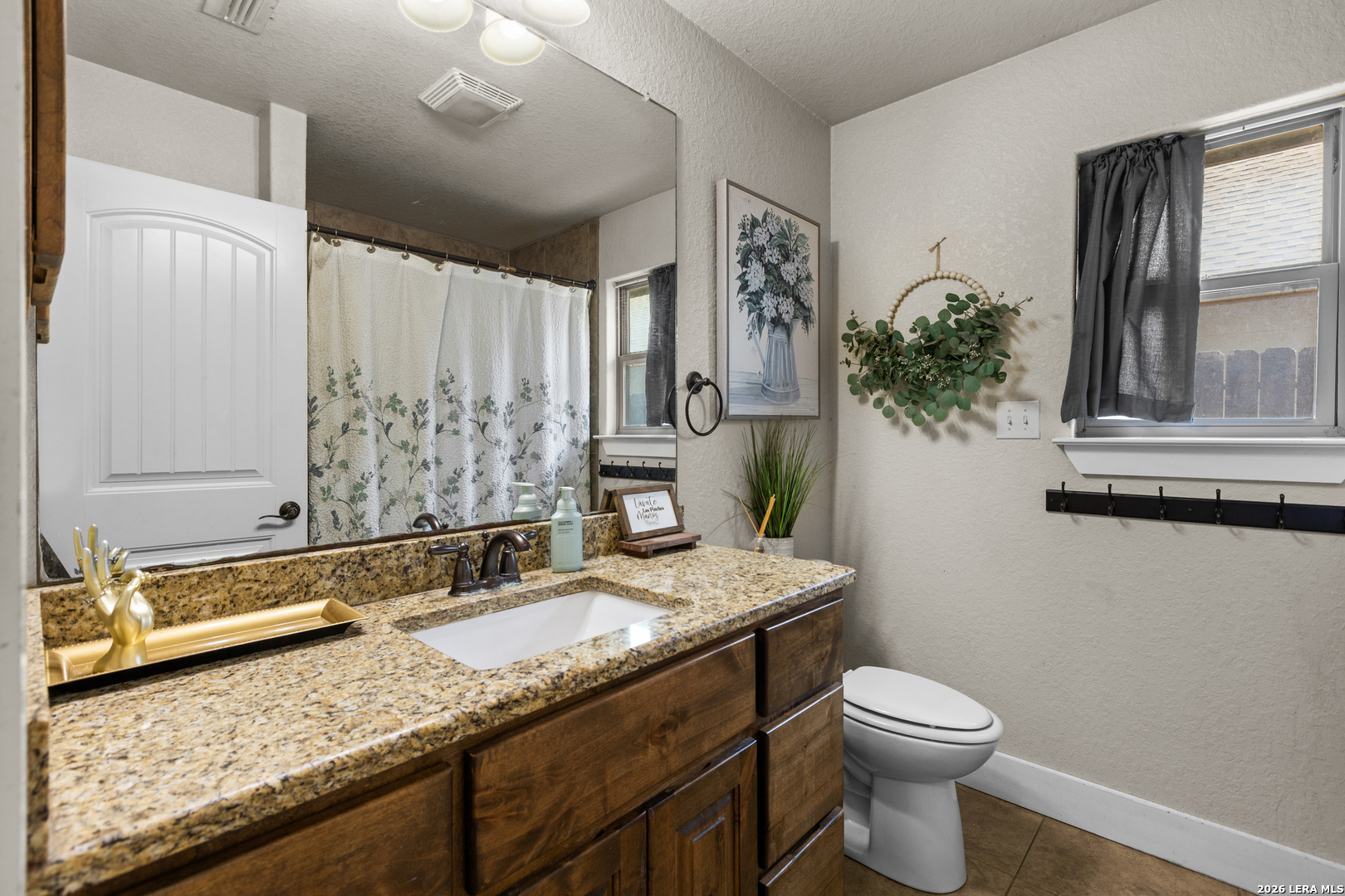 1812 Wandering Trail Pleasanton TX 78064