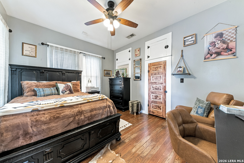 293 E Mather New Braunfels TX 78130