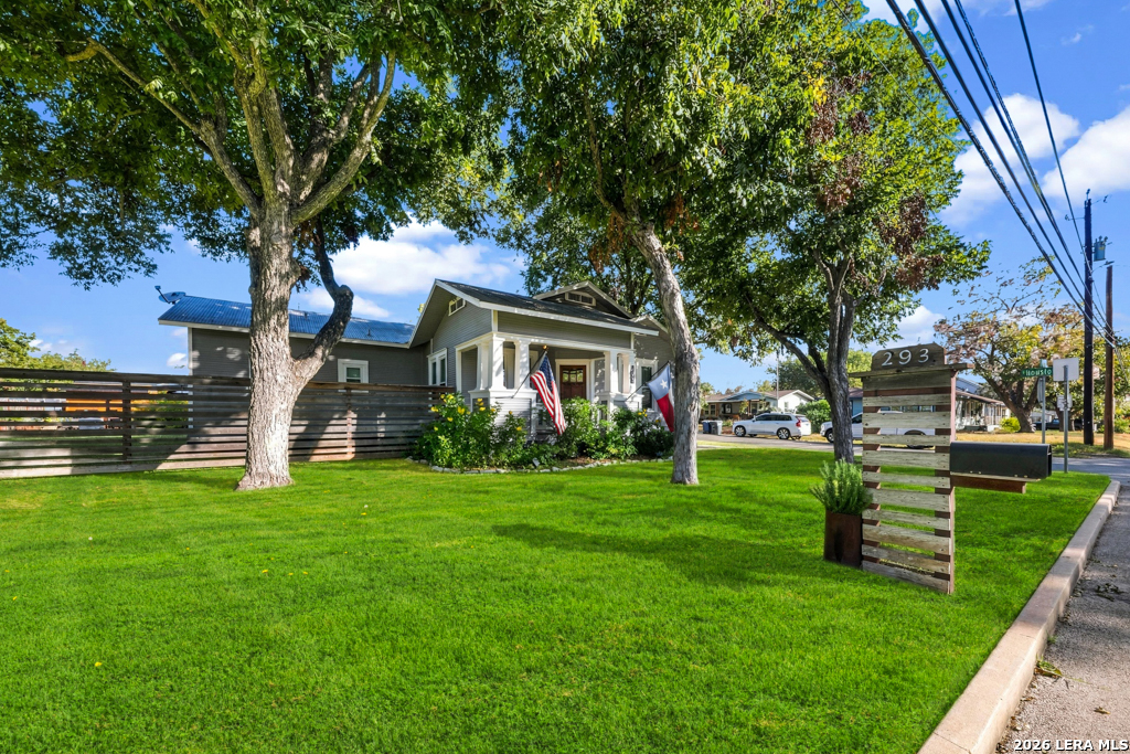 293 E Mather New Braunfels TX 78130