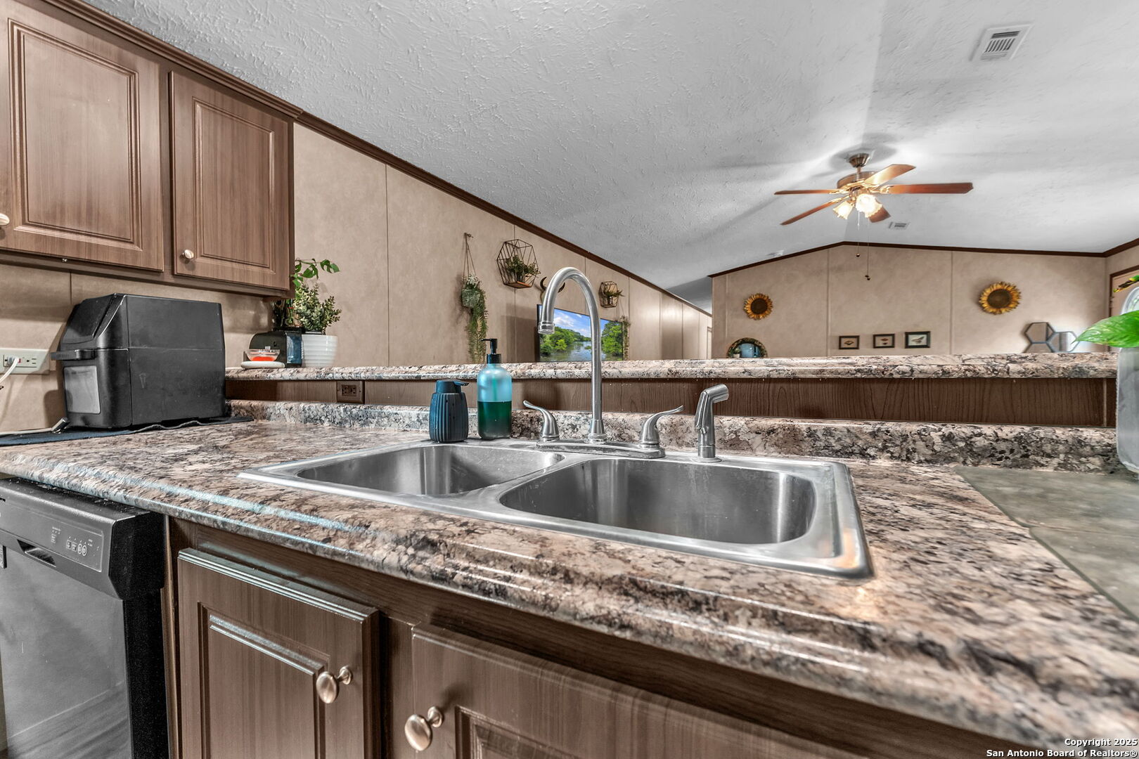 5478 Elkhunter San Antonio TX 78222